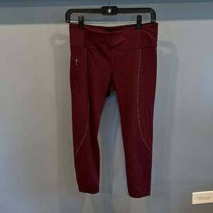 Lululemon Speed Up Crop (21") Excellent Condition